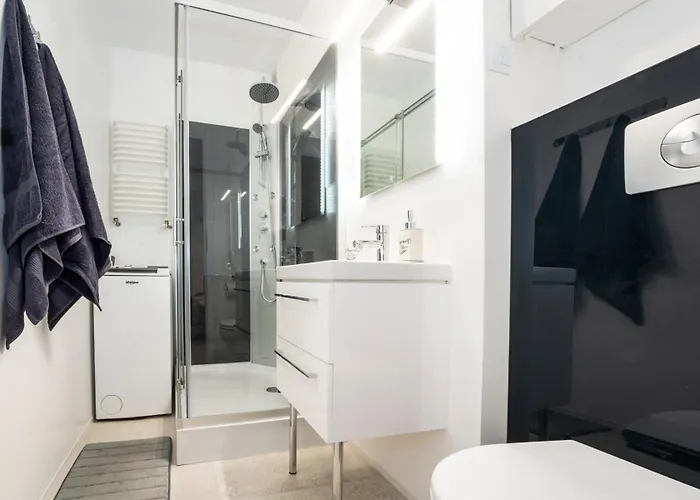 Feelharmony Jasna - Metro Swietokrzyska Apartment Warsaw